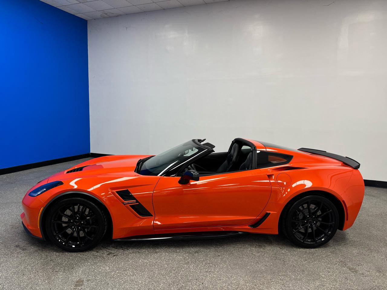 Used 2019 Chevrolet Corvette Grand Sport RWD image 4