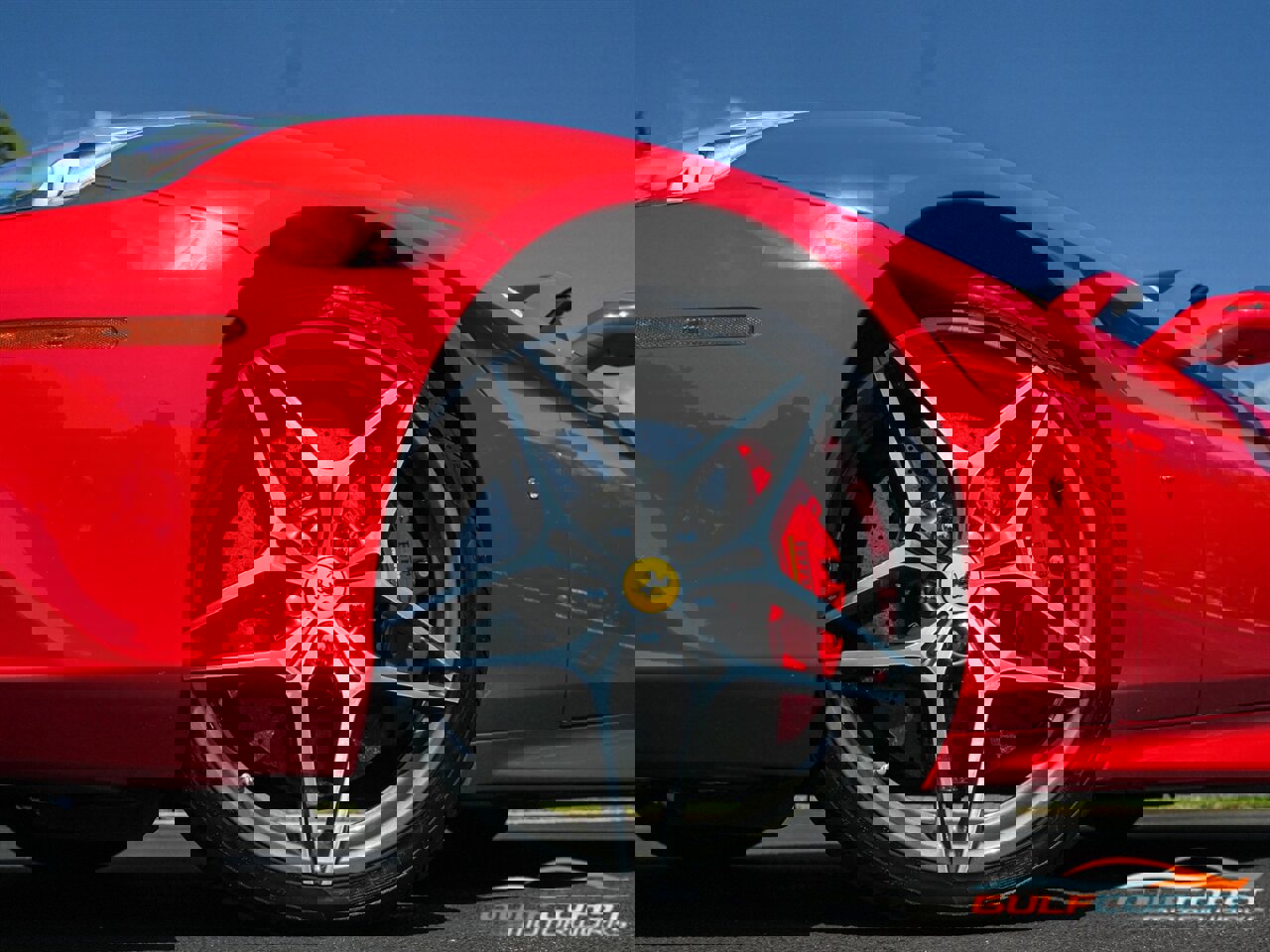 Used 2015 Ferrari California T image 12