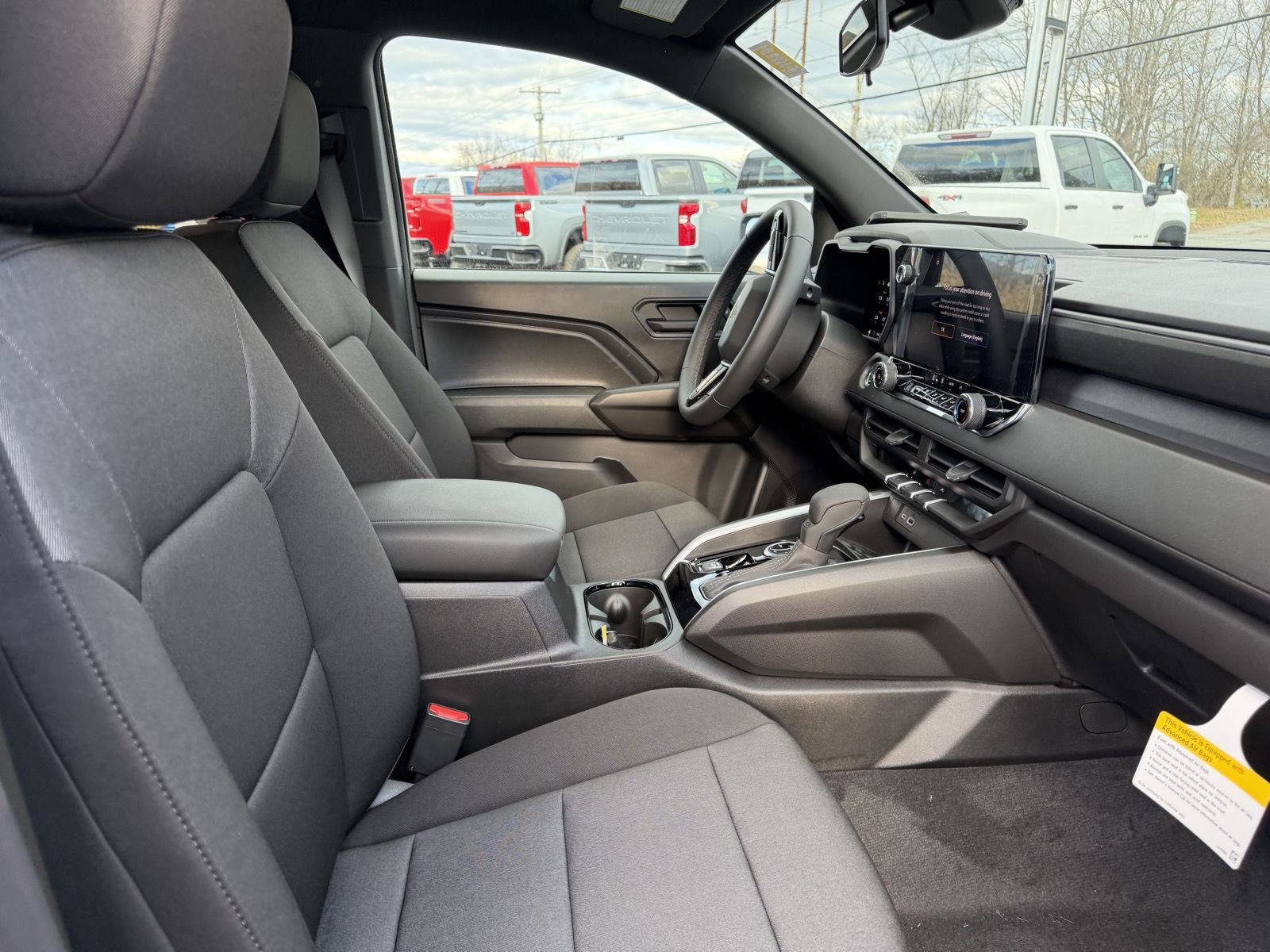 New 2026 Chevrolet Colorado W/T image 11