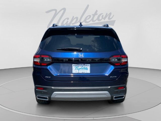Used 2024 Honda Pilot Elite image 4