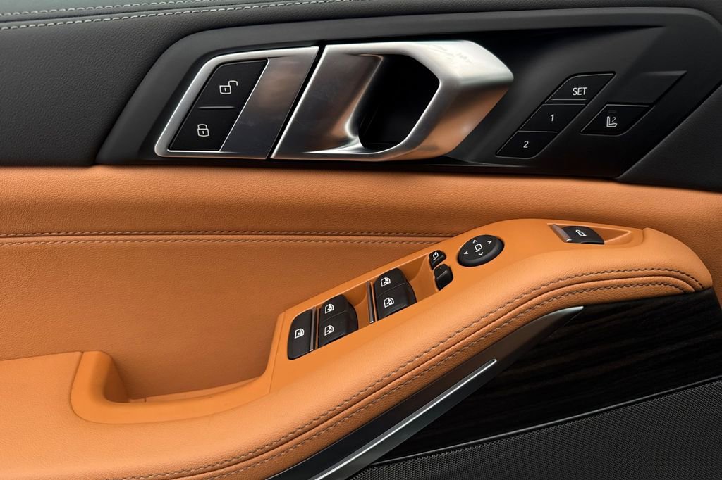 New 2026 BMW X5 sDrive40i w/ Climate Comfort Package image 10