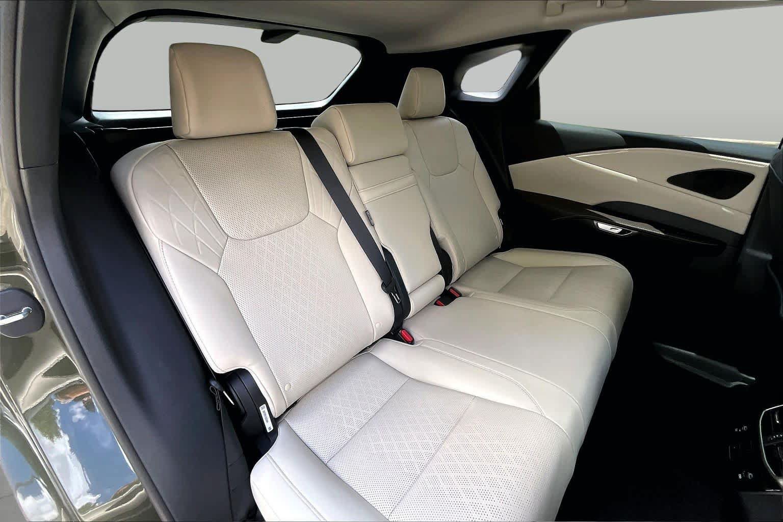 Used 2026 Lexus RX 350 Premium Plus w/ Convenience Package FWD image 17