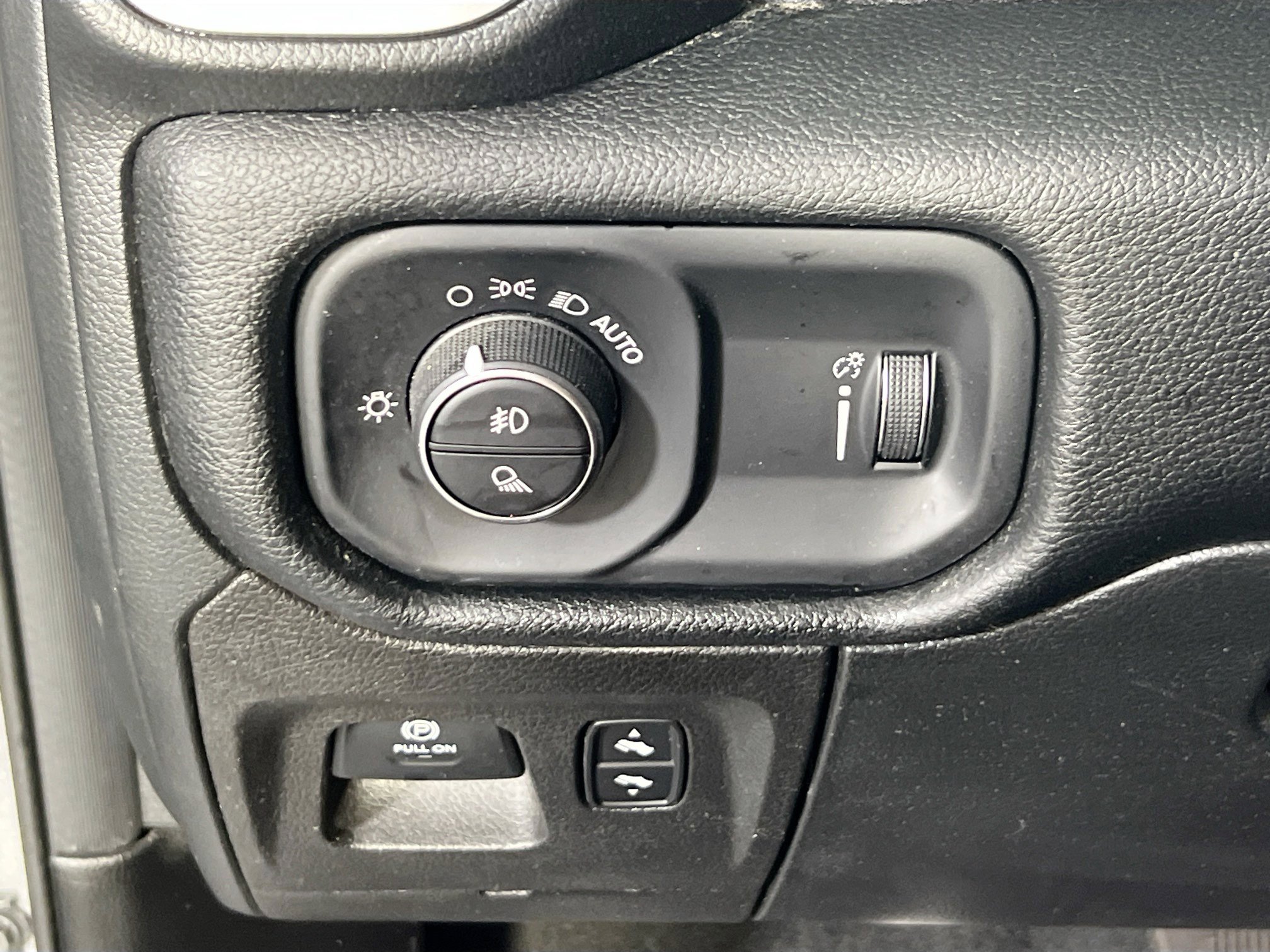 Used 2022 RAM 1500 Big Horn image 10