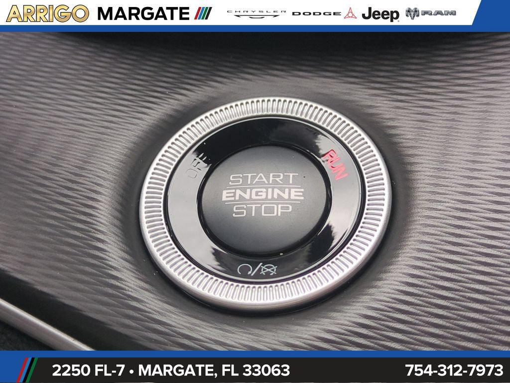 New 2026 Jeep Grand Cherokee L Laredo AWD/4WD image 29