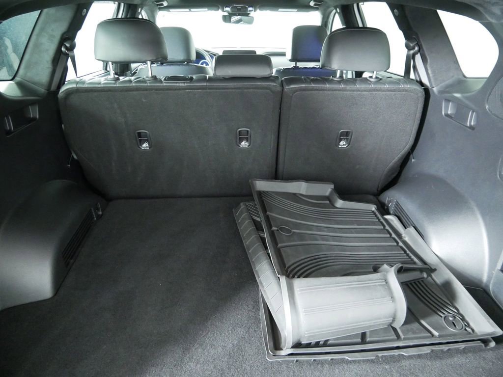 Used 2022 Hyundai Santa Fe Calligraphy AWD/4WD image 17