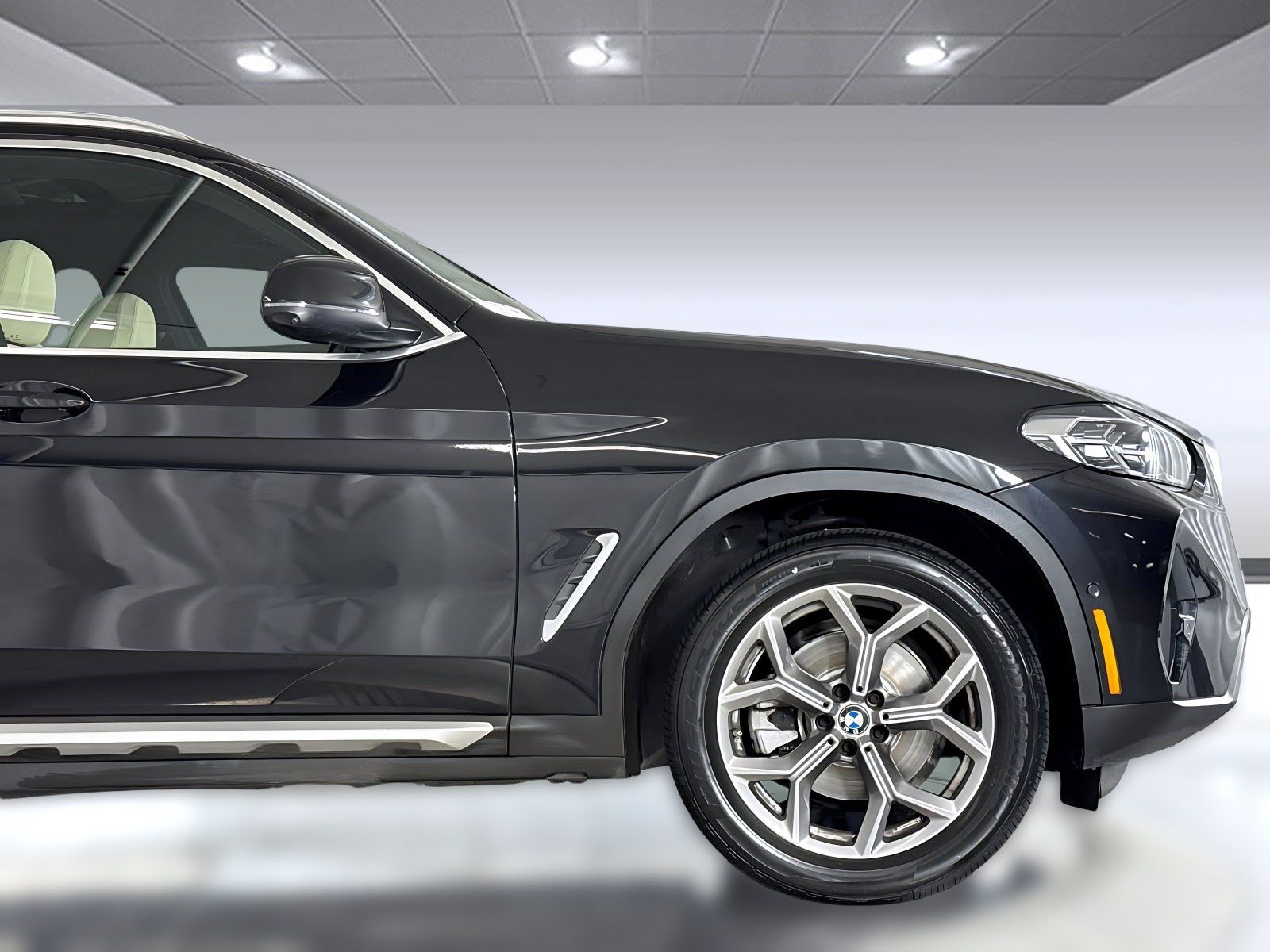 Used 2023 BMW X3 sDrive30i w/ Premium Package RWD image 35