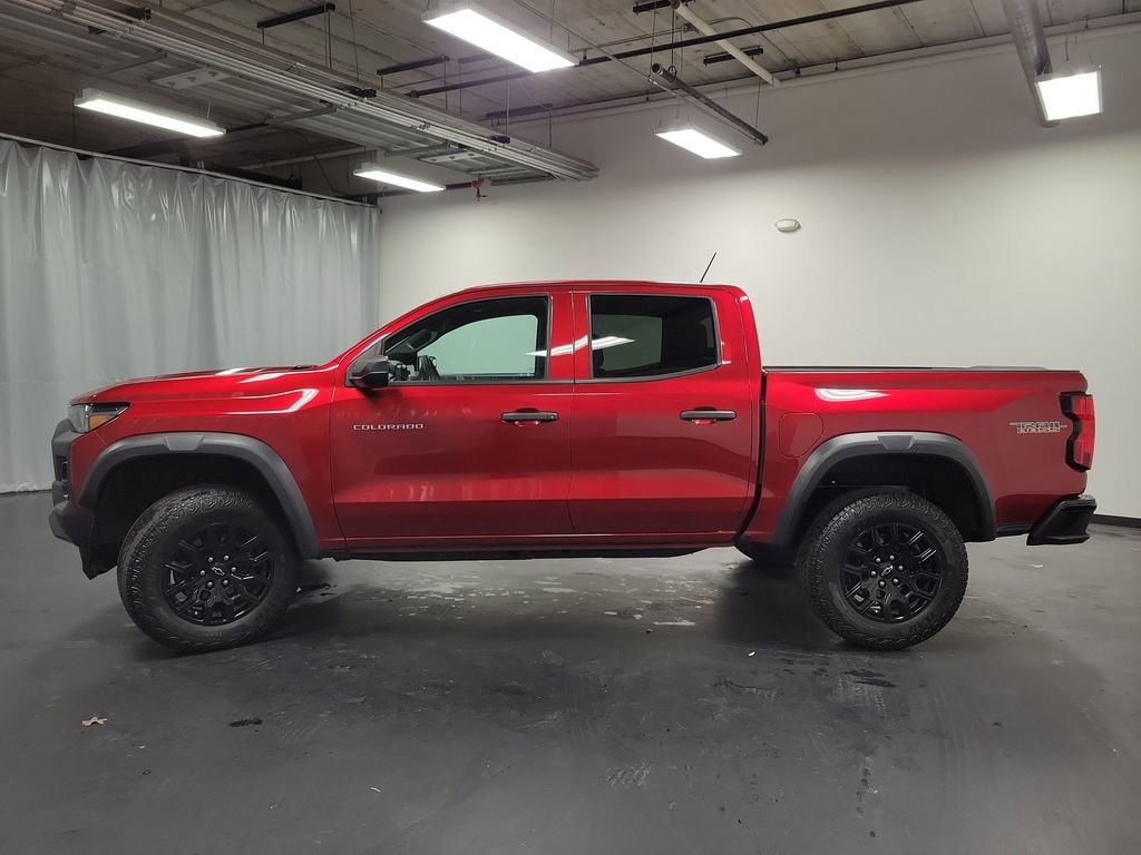 Used 2023 Chevrolet Colorado Trail Boss image 5