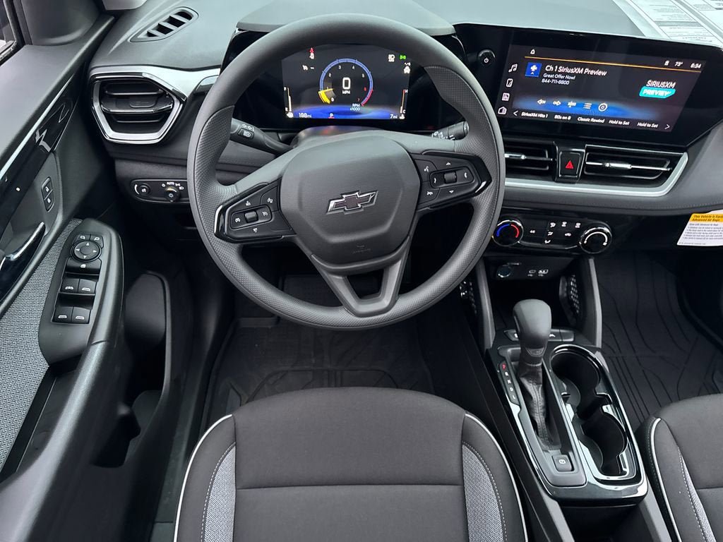 New 2026 Chevrolet TrailBlazer LT w/ Midnight Edition FWD image 14