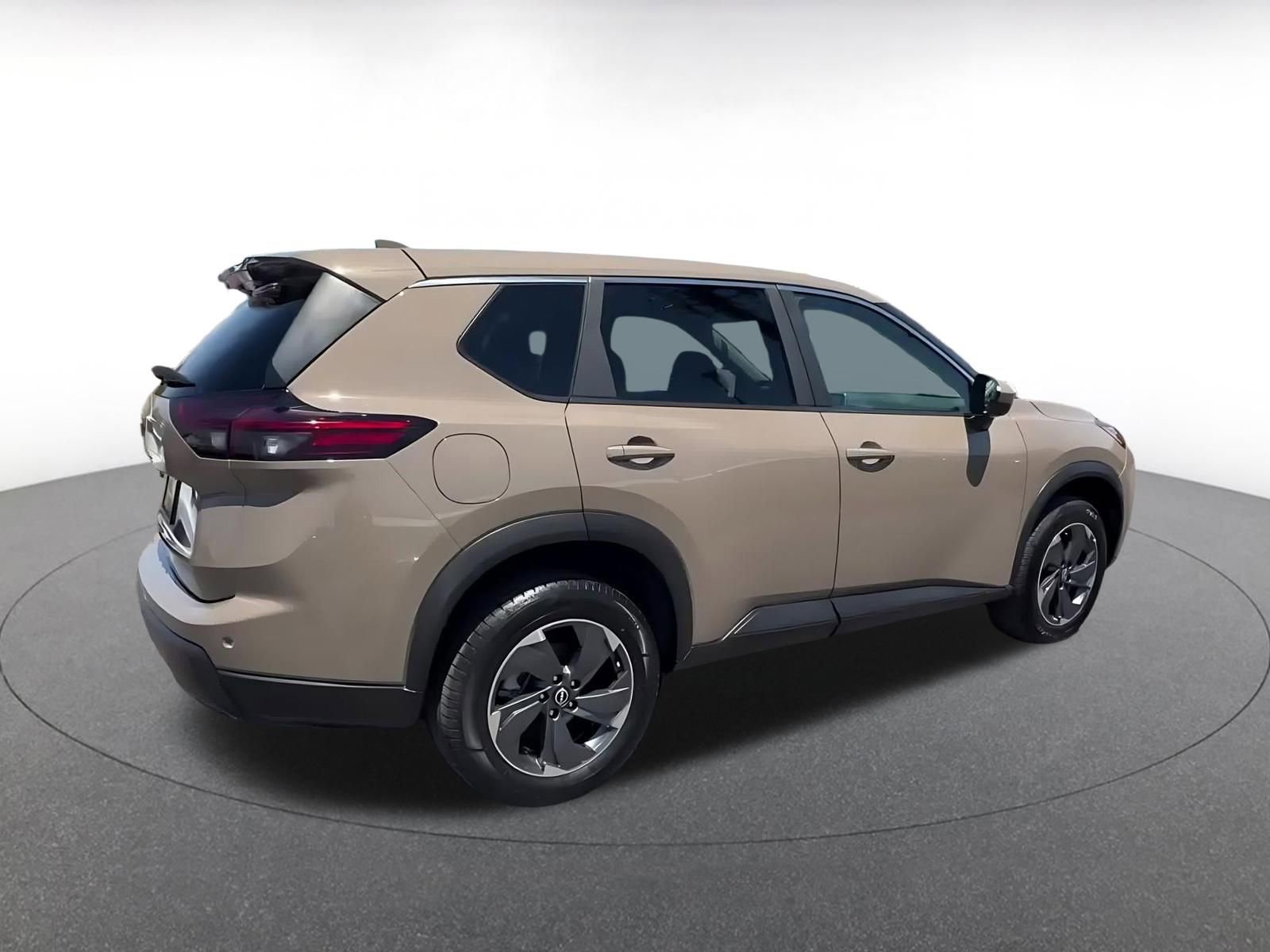 Used 2025 Nissan Rogue SV FWD image 14