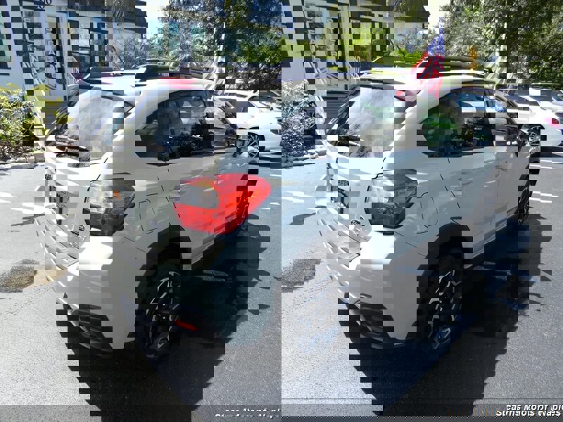 Used 2014 Subaru Crosstrek 2.0i Premium image 11