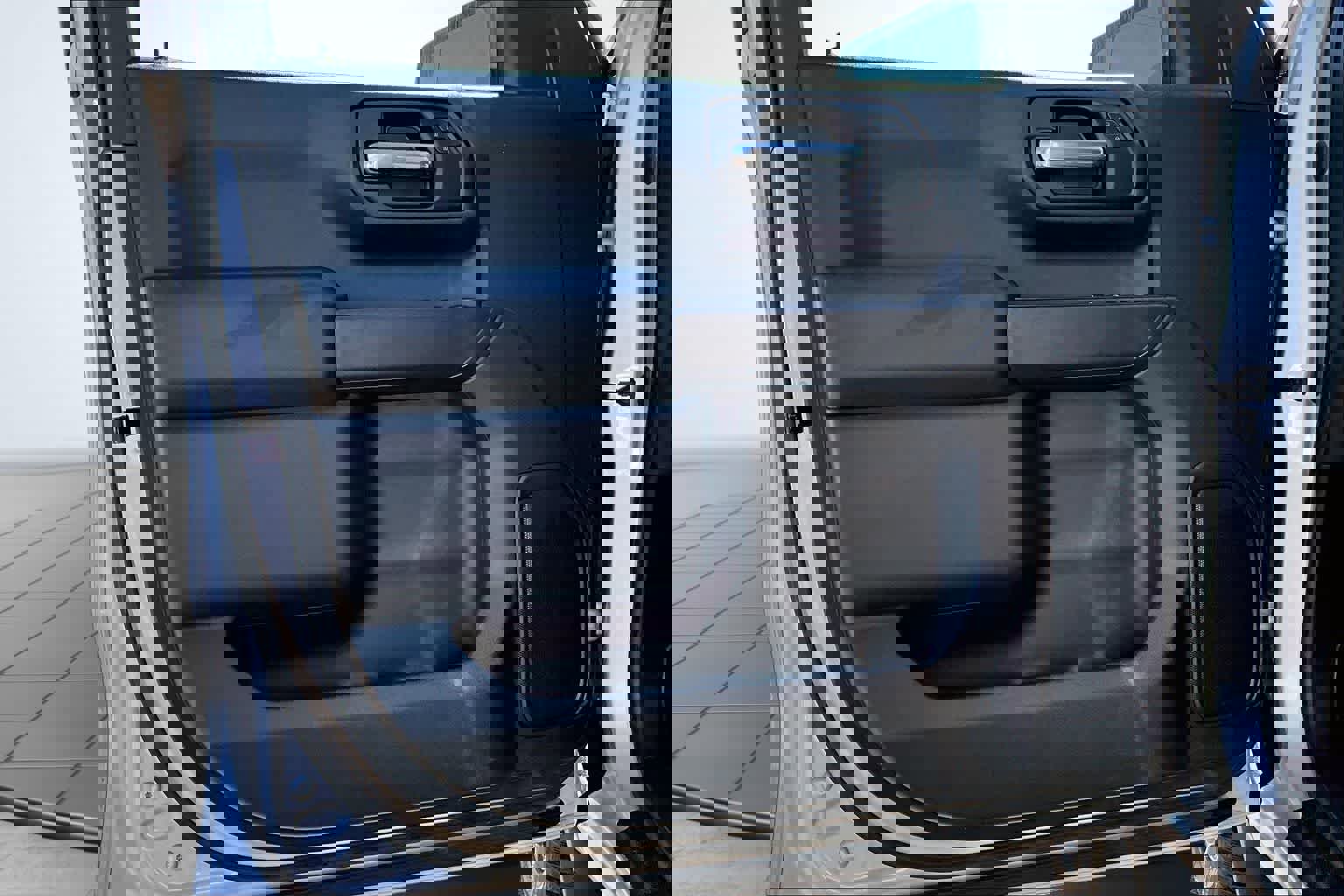 Used 2021 Chevrolet Silverado 1500 Custom w/ LPO, Dark Essentials Package AWD/4WD image 28