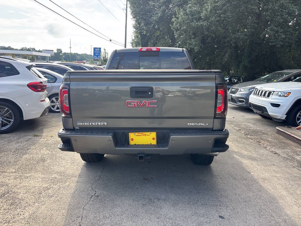 Used 2017 GMC Sierra 1500 Denali AWD/4WD image 7
