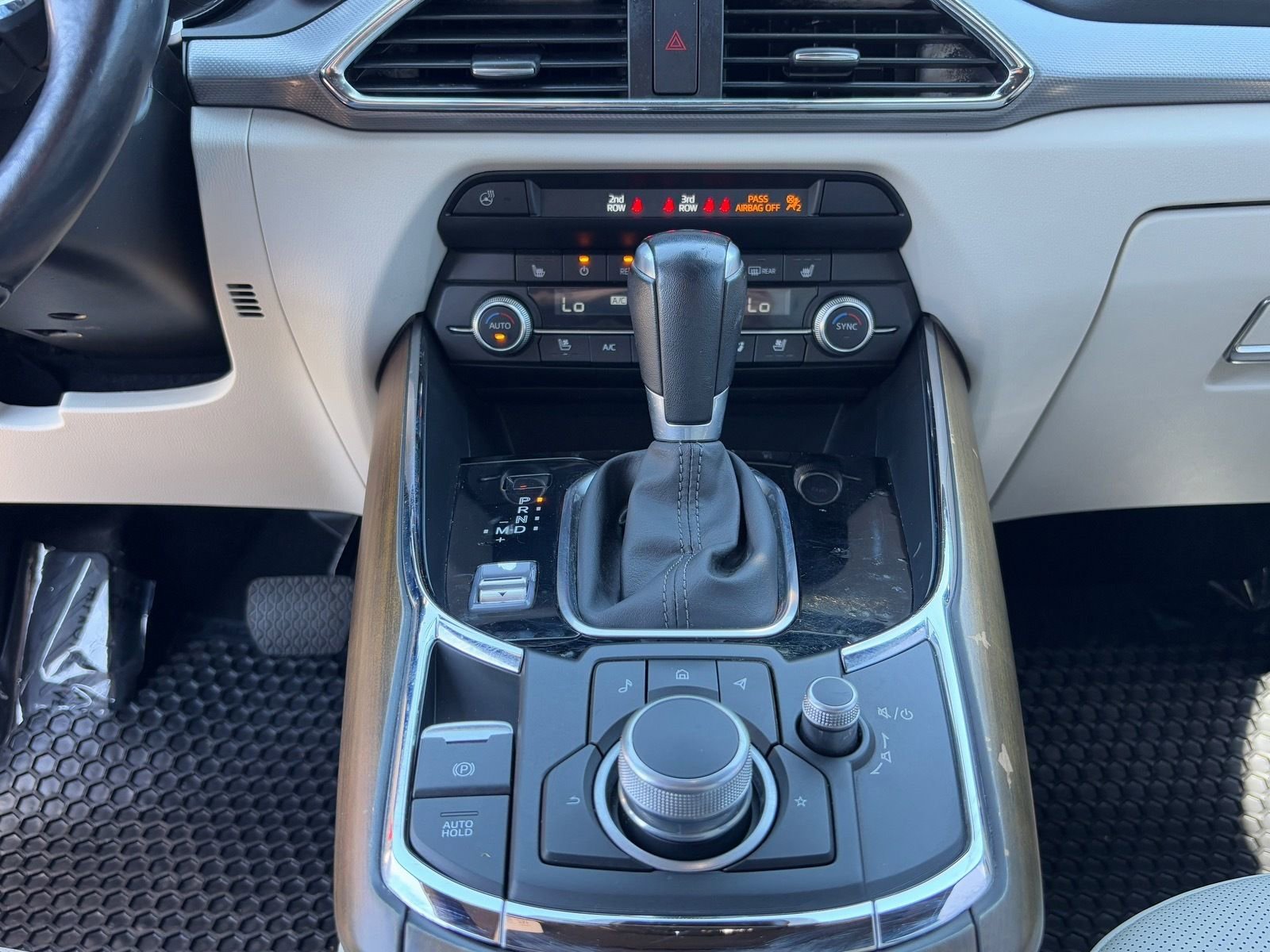 Used 2021 MAZDA CX-9 Signature image 26