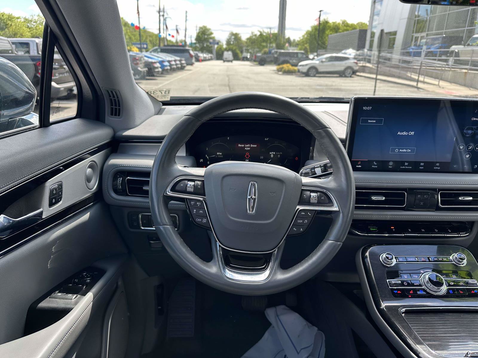 Used 2022 Lincoln Nautilus Reserve w/ Ultimate Package AWD/4WD image 12