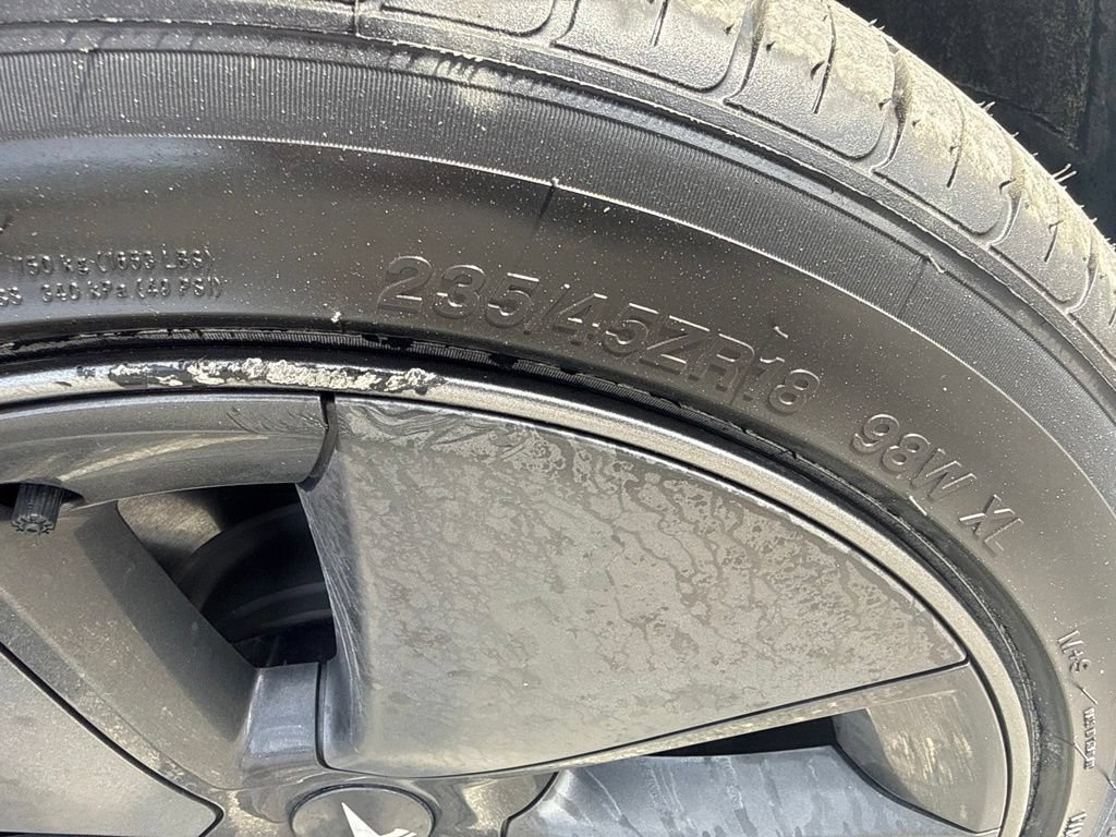 Used 2021 Tesla Model 3 Long Range AWD/4WD image 37