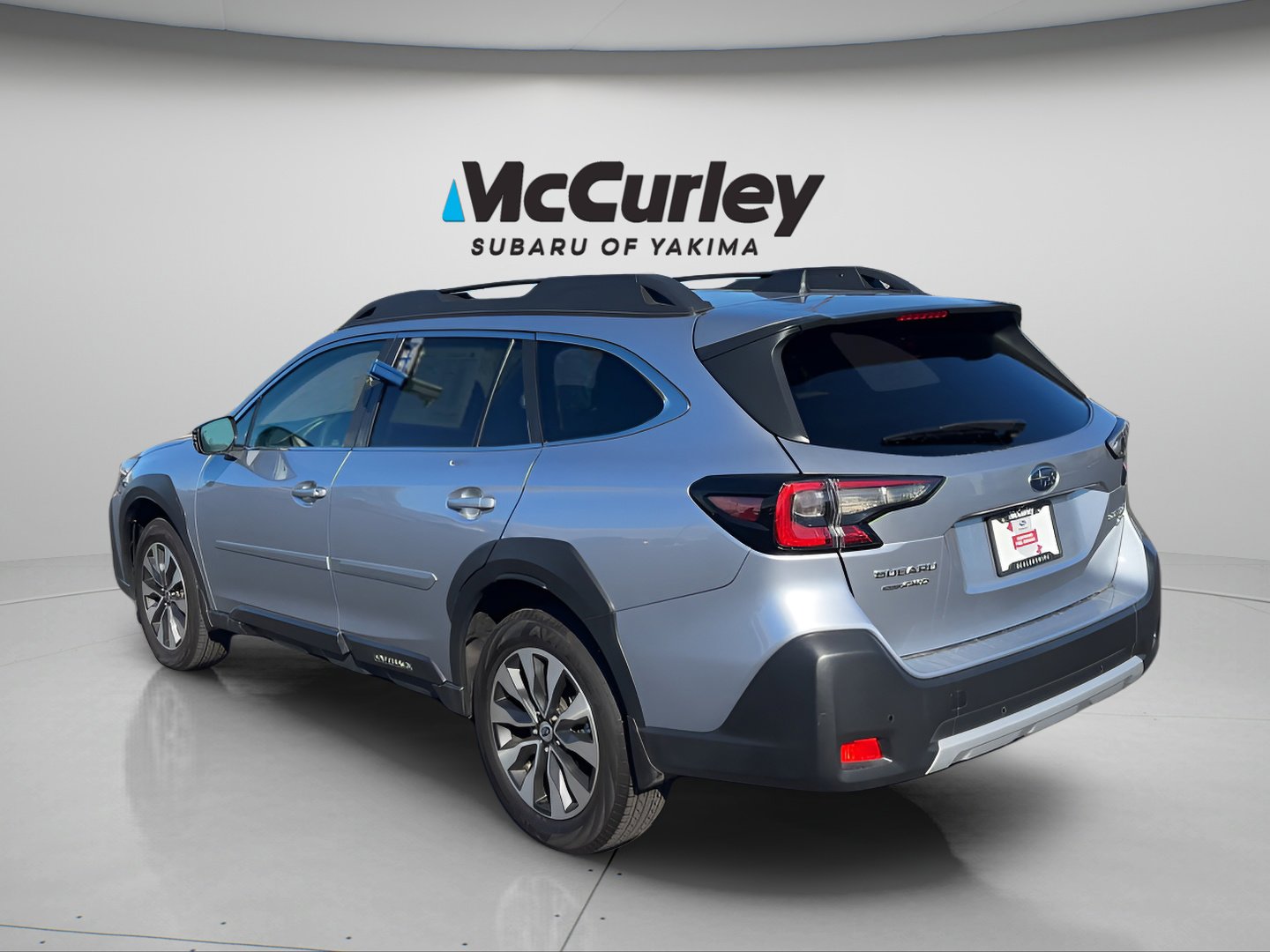 Certified 2025 Subaru Outback Limited XT image 3