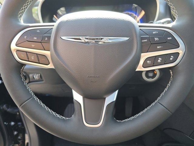 New 2026 Chrysler Pacifica Select image 33