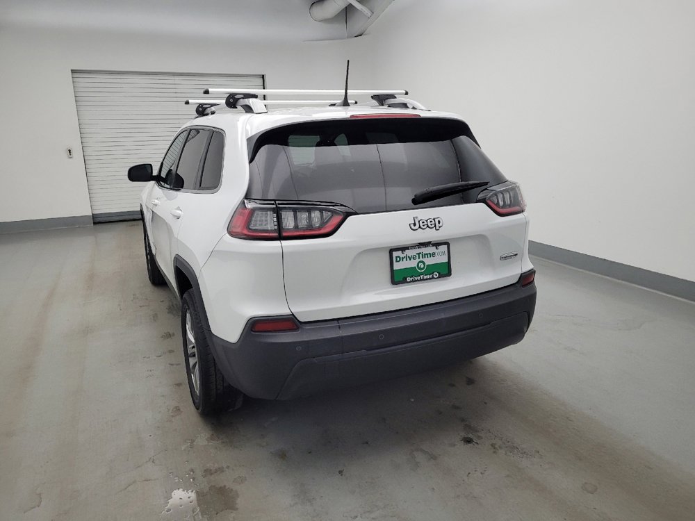 Used 2019 Jeep Cherokee Latitude Plus w/ Comfort/Convenience Group FWD image 6