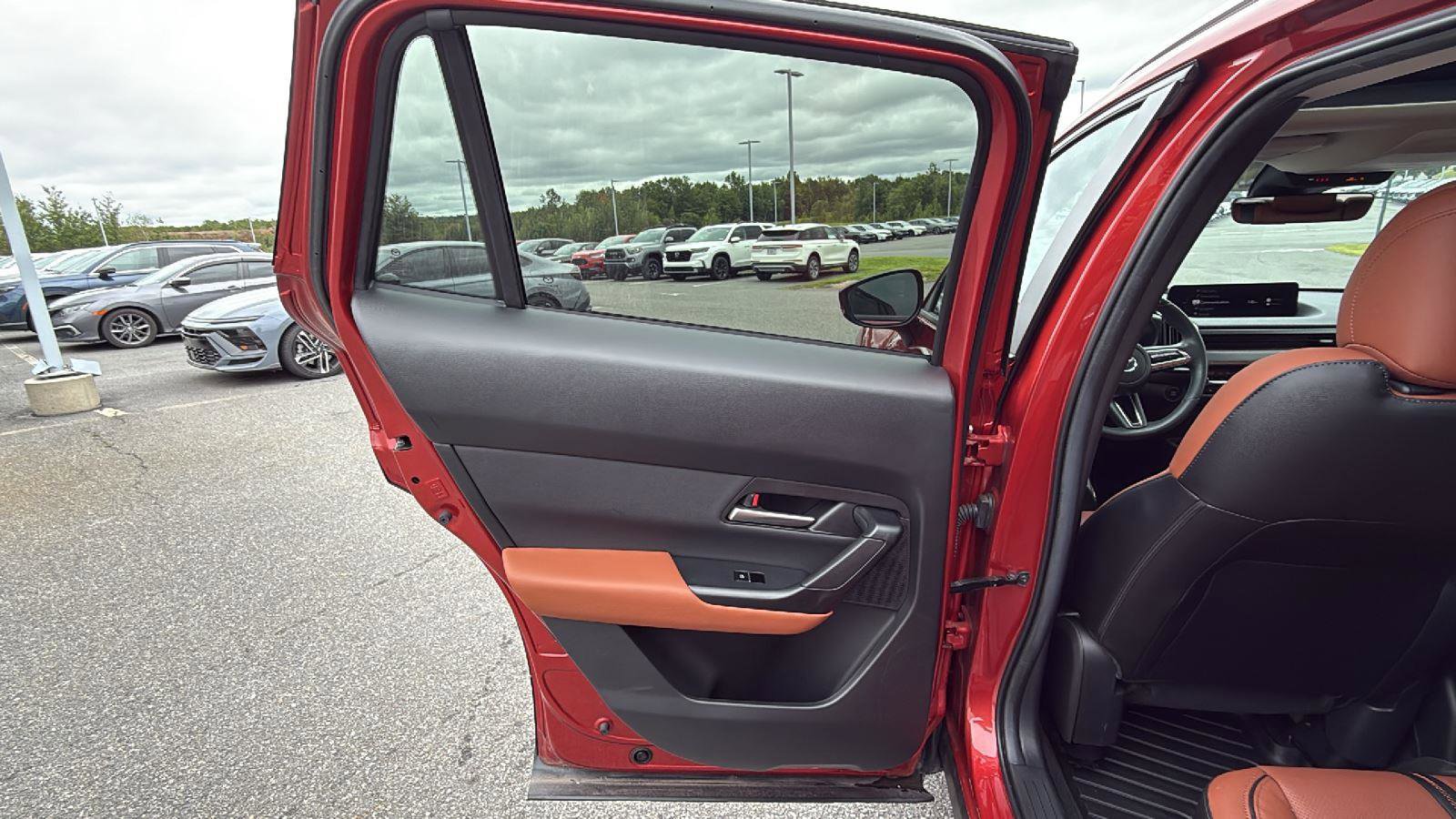 Certified 2024 MAZDA CX-50 AWD 2.5 Turbo w/ Cargo Package image 24