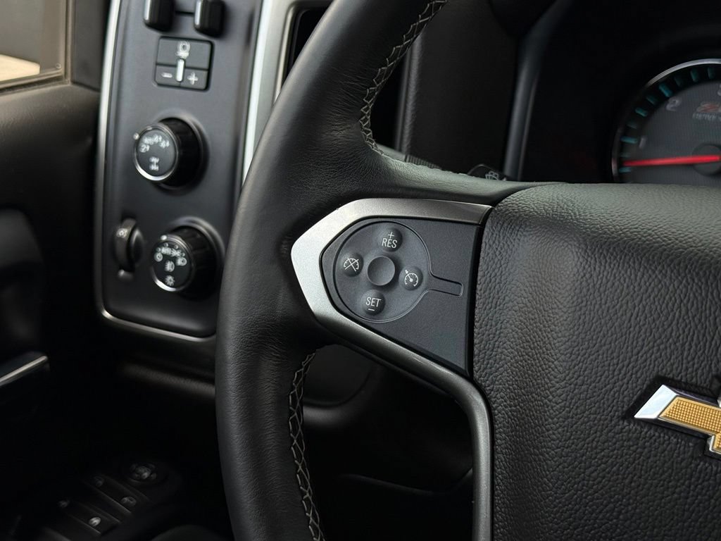 Used 2019 Chevrolet Silverado 1500 LT w/ All Star Edition AWD/4WD image 8