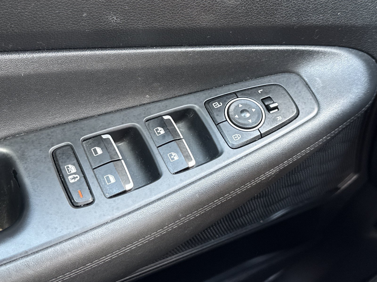 Certified 2023 Hyundai Santa Fe SEL FWD image 16