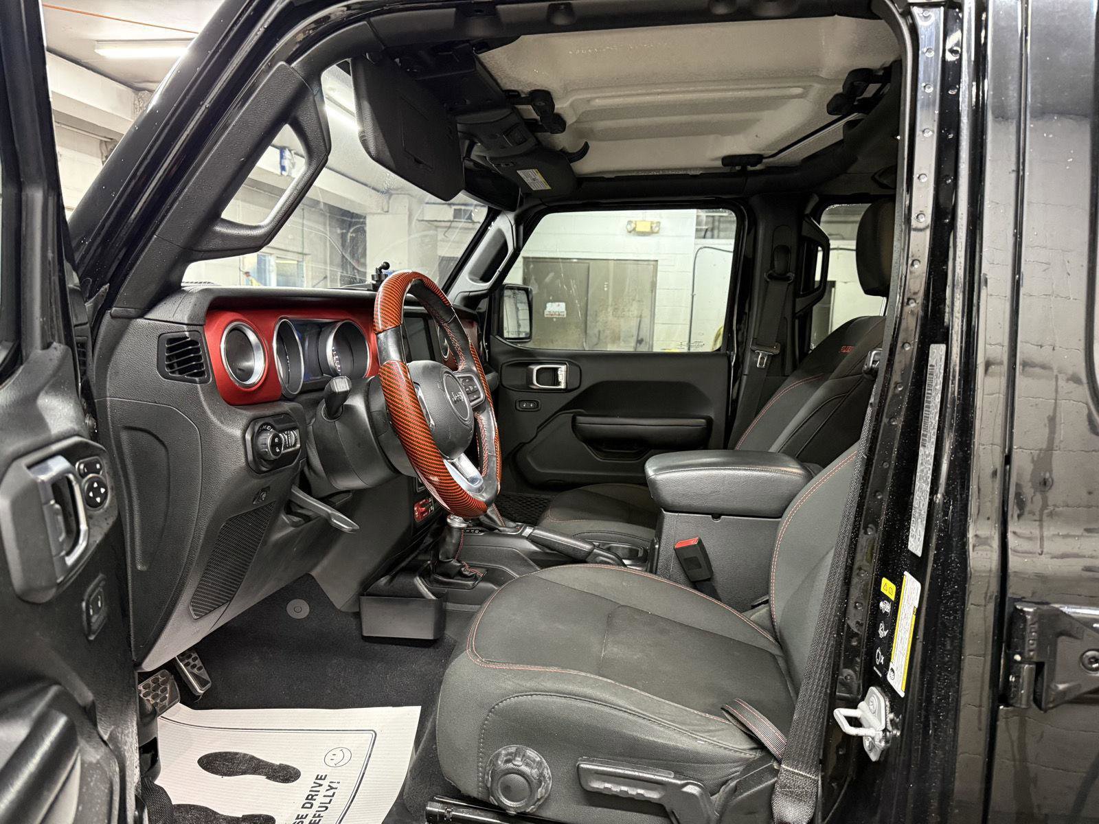 Used 2020 Jeep Gladiator Rubicon image 12