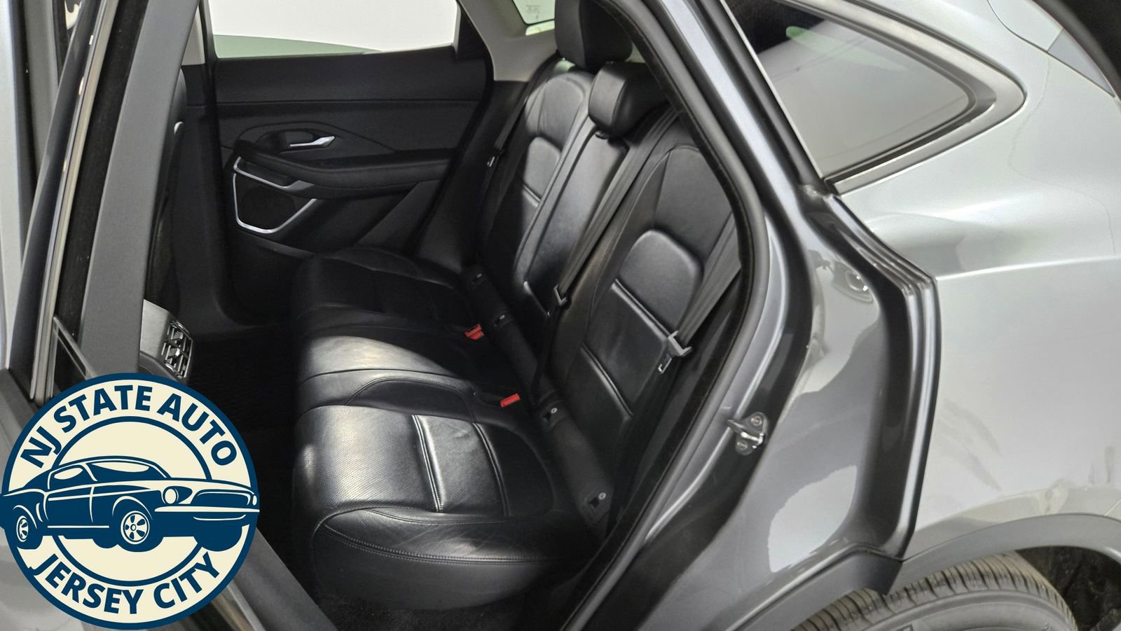 Used 2020 Jaguar E-PACE image 28