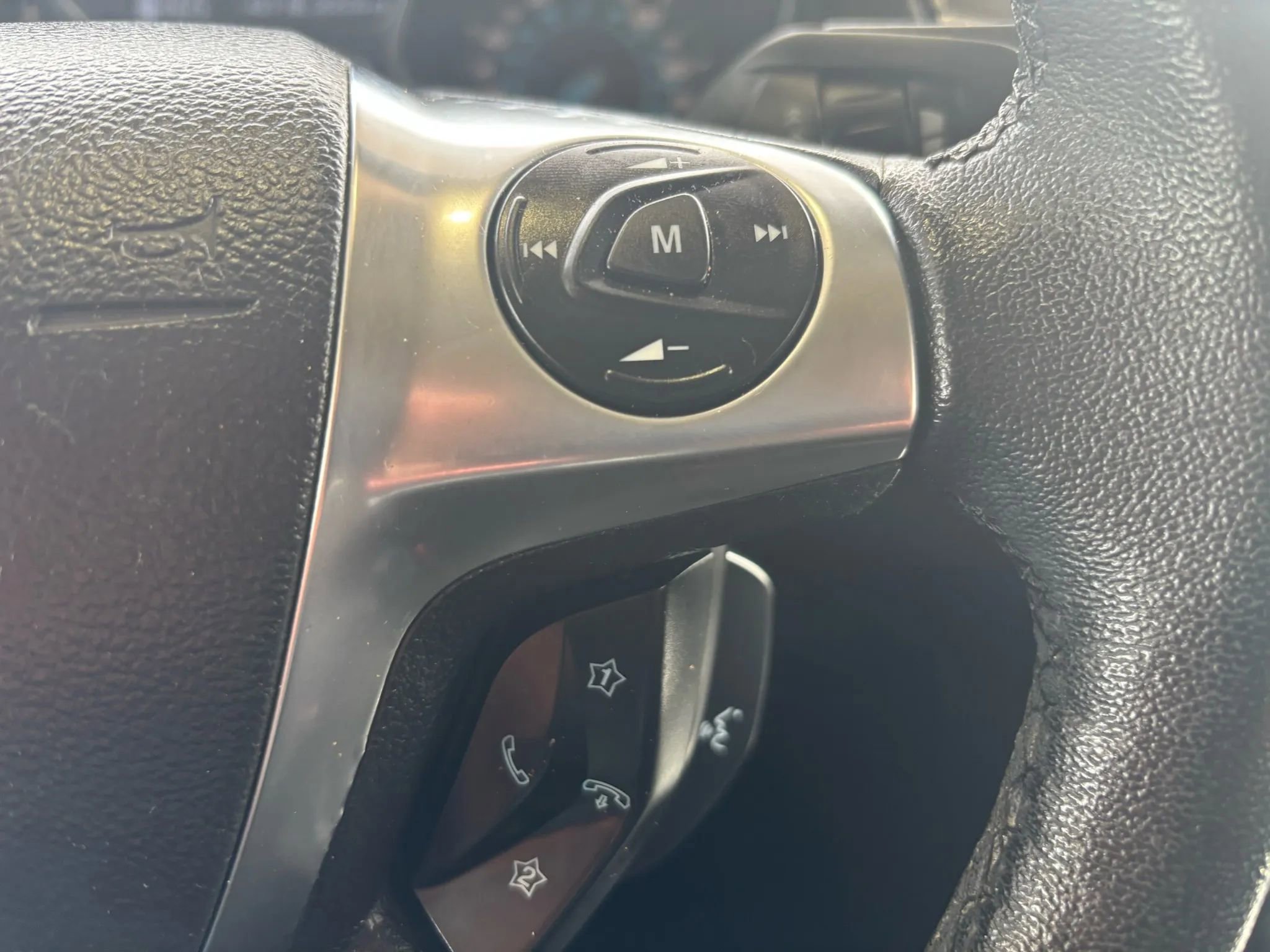 Used 2012 Ford Focus Titanium w/ Titanium Handling Pkg image 15