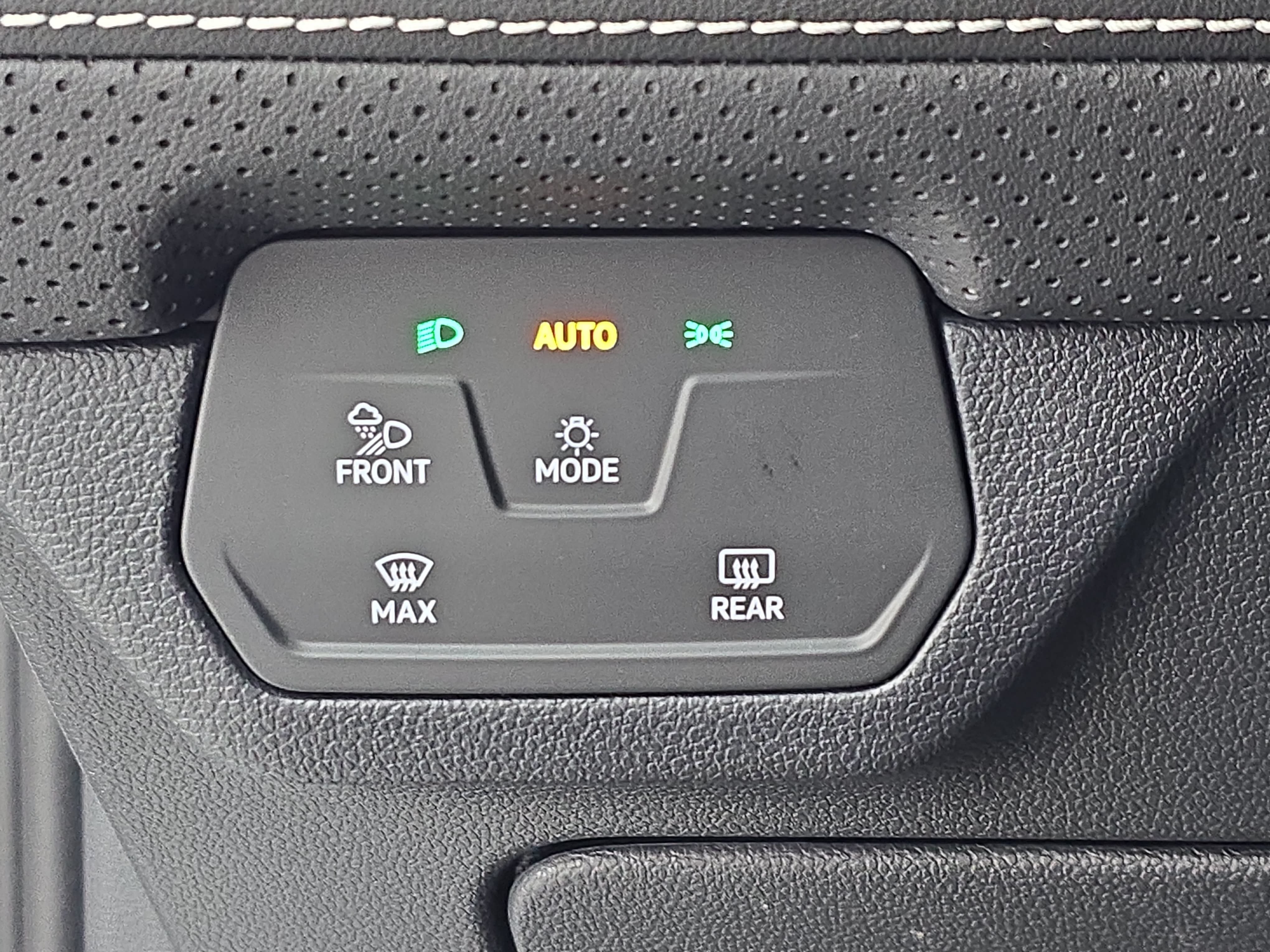 New 2026 Volkswagen Atlas SEL AWD/4WD image 25
