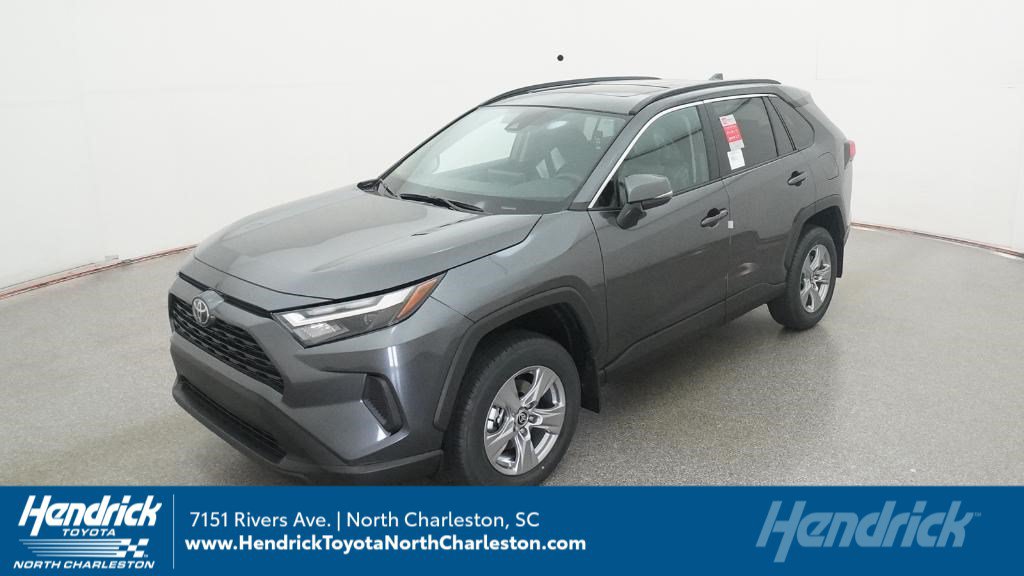 New 2025 Toyota RAV4 XLE w/ Convenience Package
