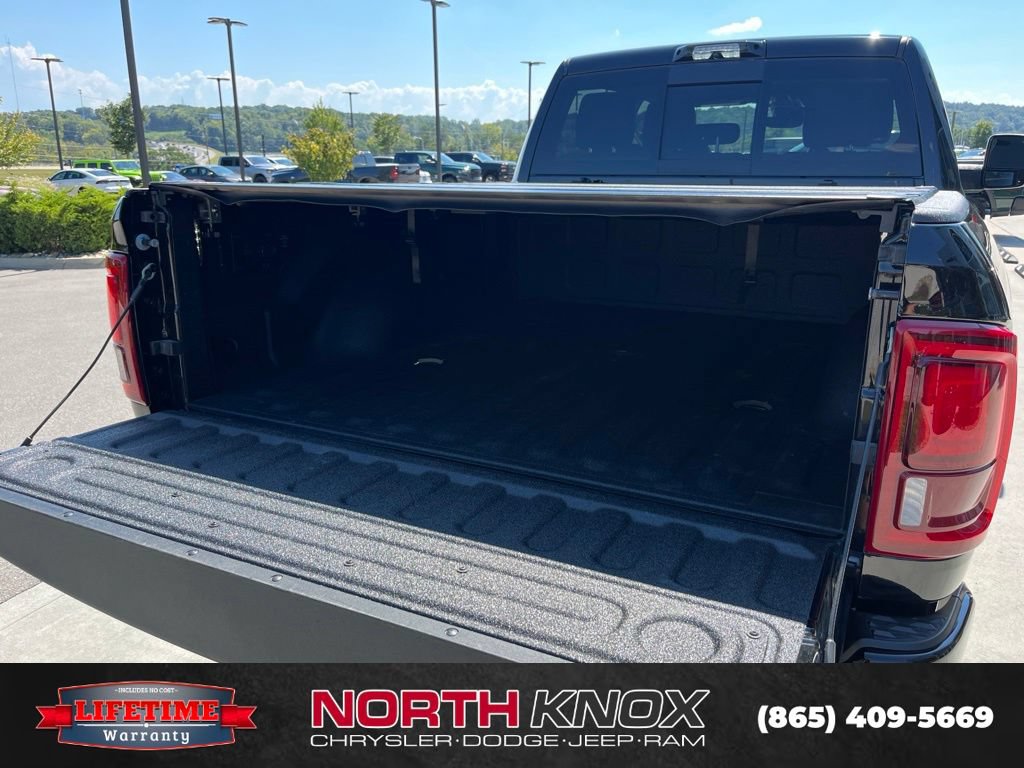 New 2026 RAM 2500 Laramie AWD/4WD image 21