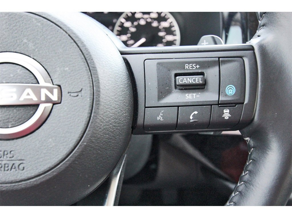 Used 2025 Nissan Pathfinder SV w/ Cargo Package image 12