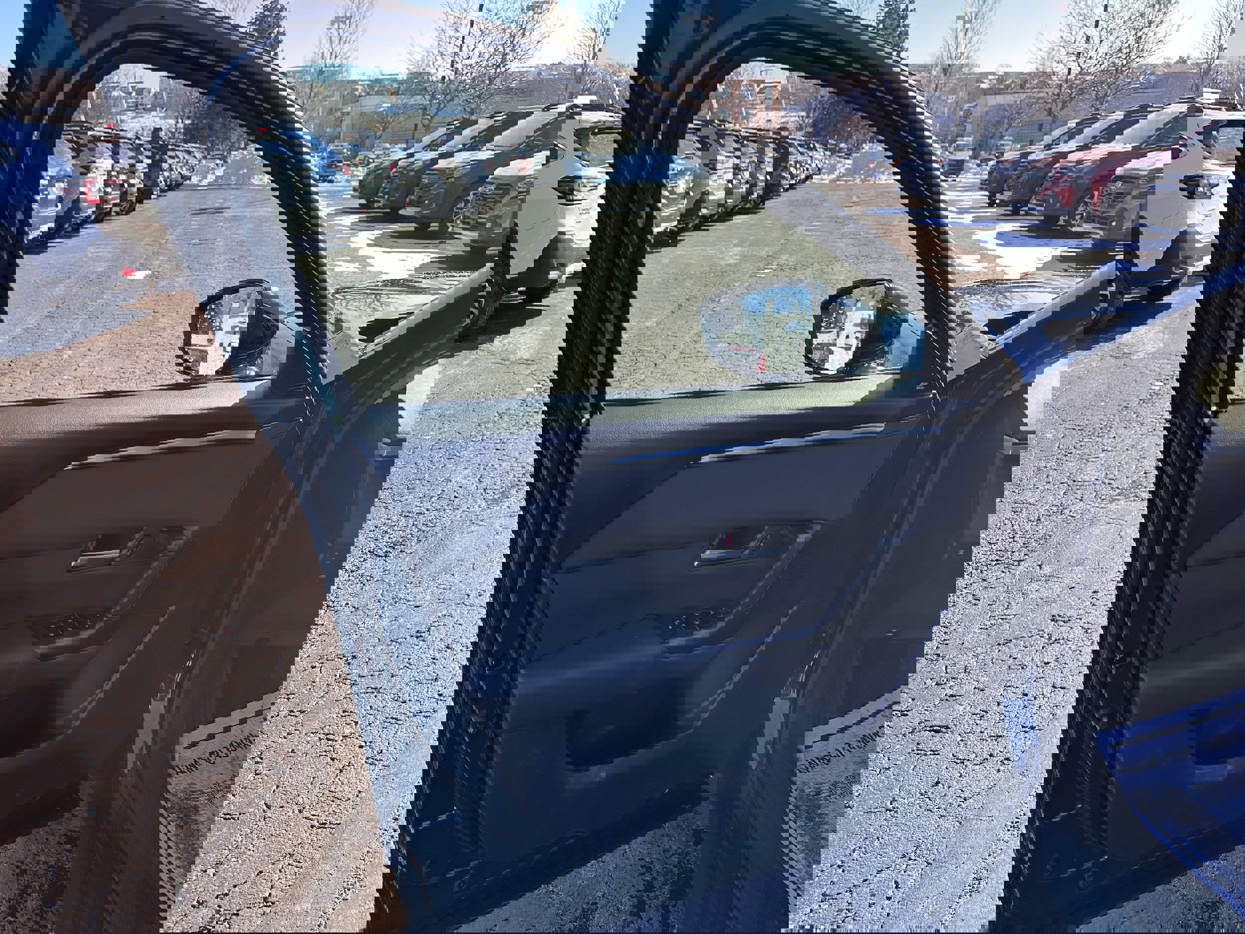 Used 2025 MAZDA CX-50 AWD 2.5 S w/ Weather Package image 11