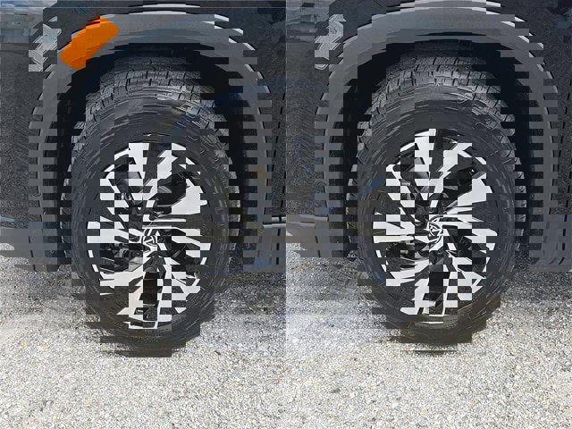 New 2026 Volkswagen Tiguan S image 7