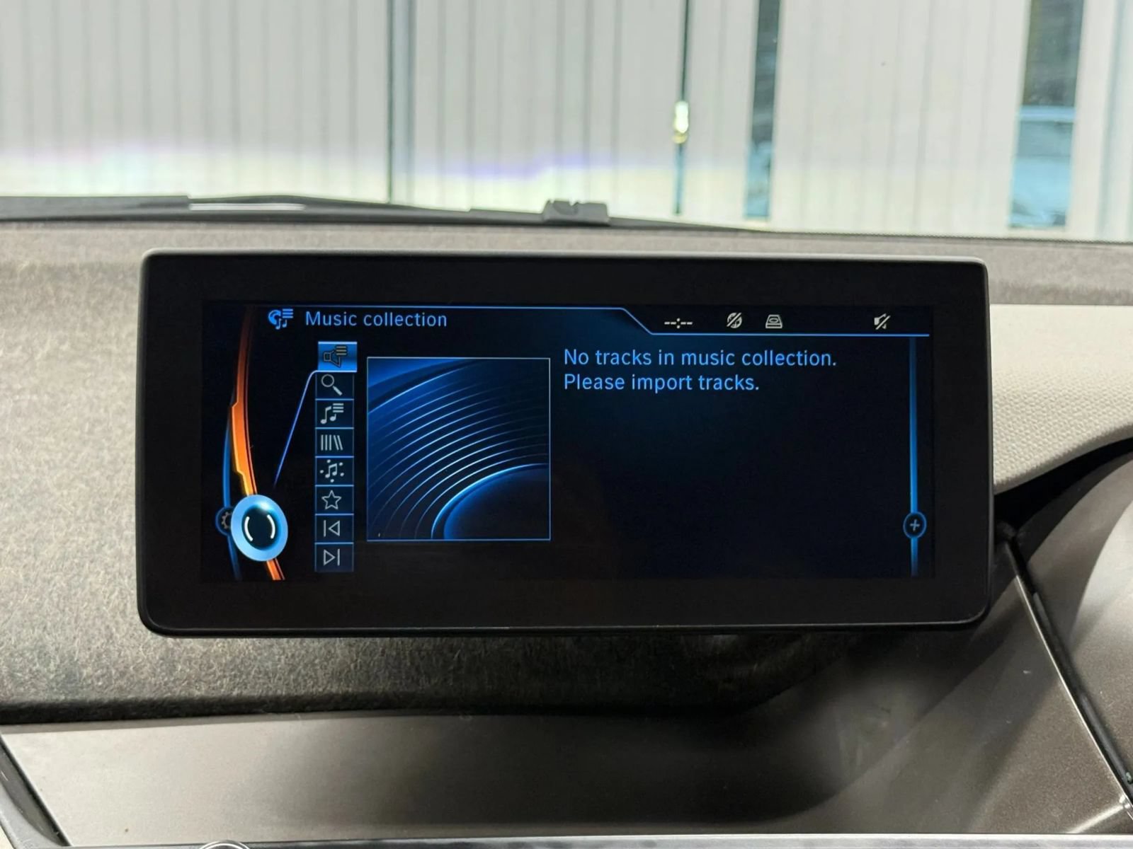 Used 2015 BMW i3 w/ Range Extender RWD image 32