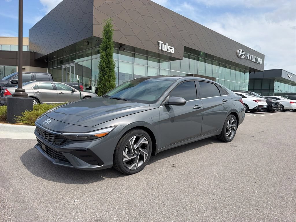 New 2026 Hyundai Elantra Limited