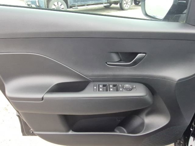 New 2026 Hyundai Kona SE image 10