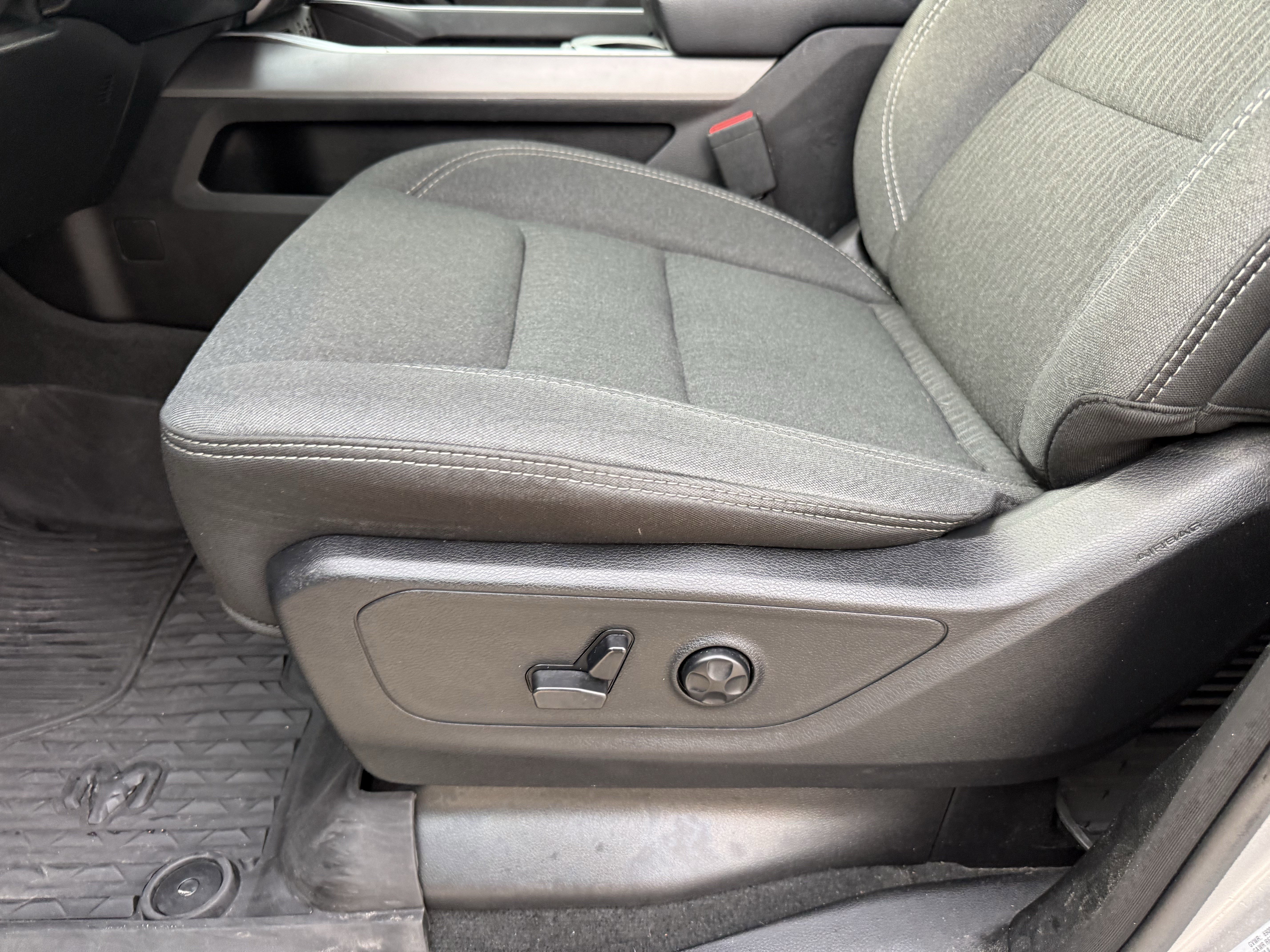 Used 2021 RAM 1500 Lone Star image 28