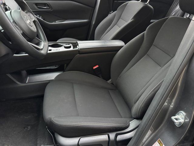 Used 2024 Nissan Rogue S image 16