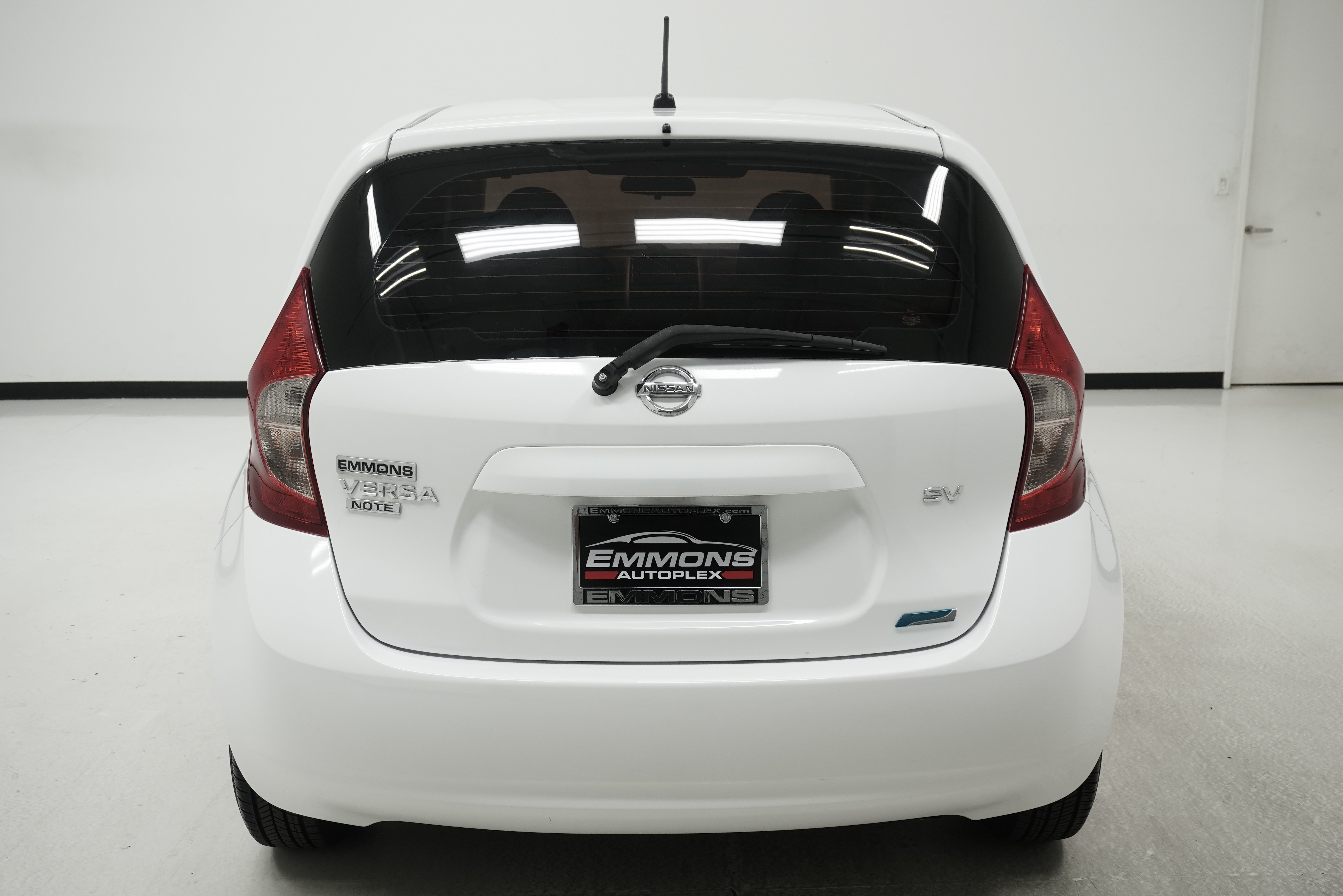 Used 2015 Nissan Versa Note SV FWD image 5