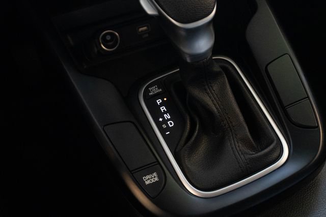Used 2025 Kia Soul LX w/ LX Technology Package FWD image 19