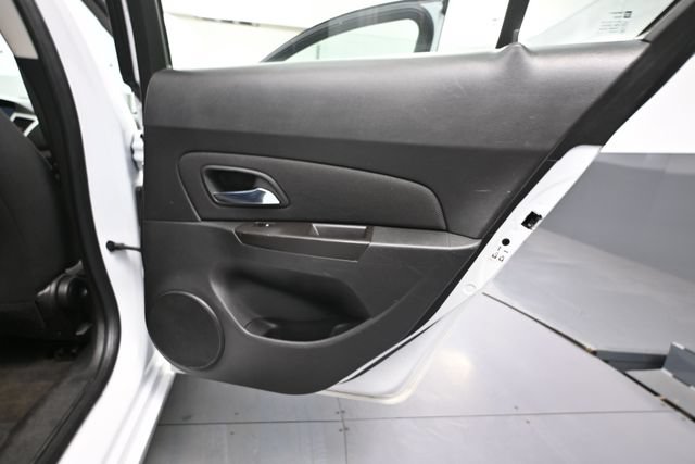 Used 2016 Chevrolet Cruze LT FWD image 34