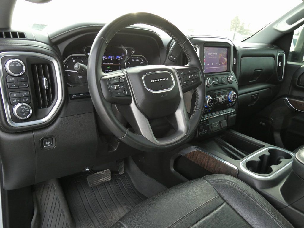 Used 2023 GMC Sierra 3500 Denali w/ Denali Ultimate Package image 24