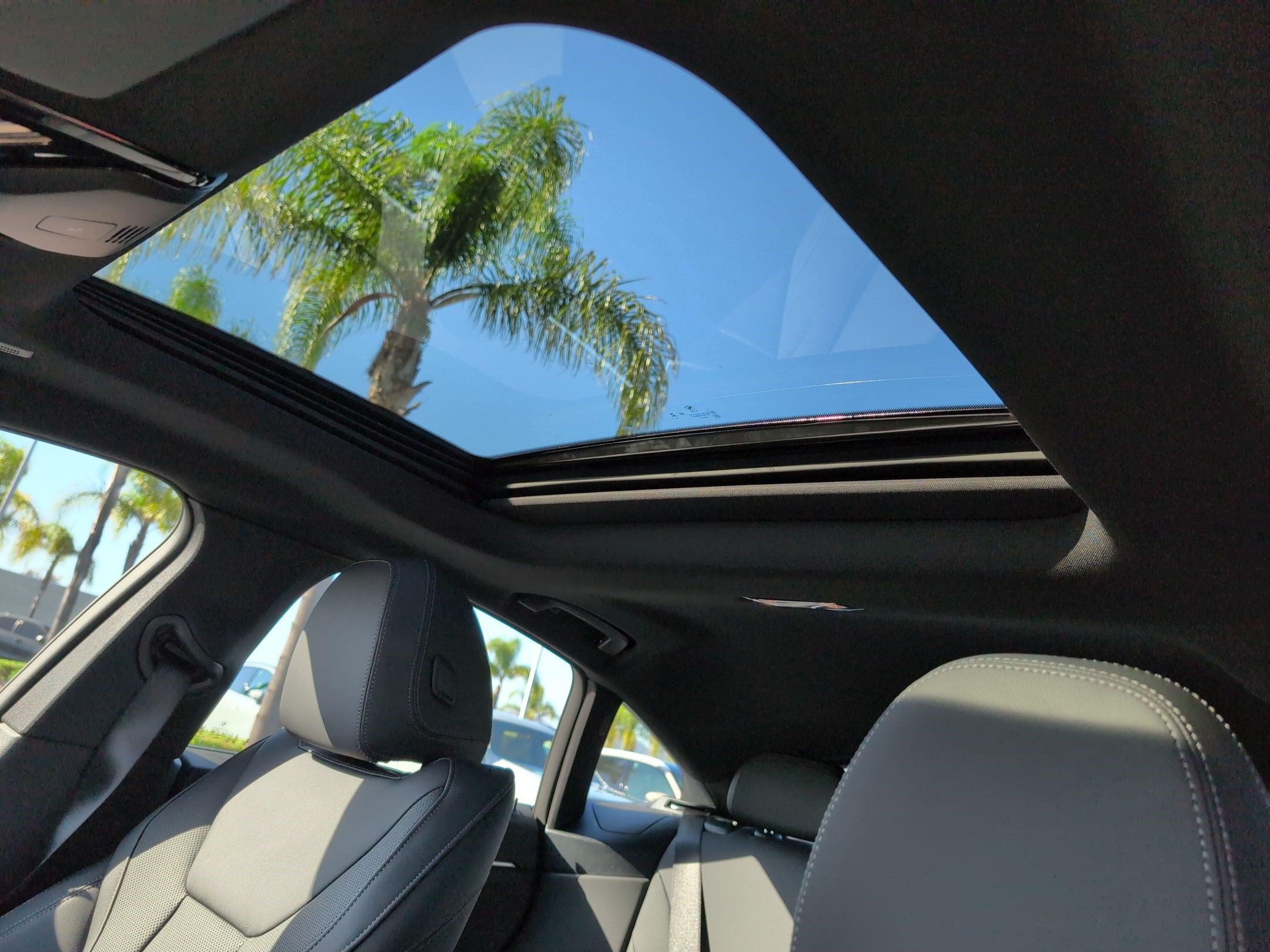 New 2026 BMW i4 eDrive40 w/ Parking Assistance Package RWD image 28