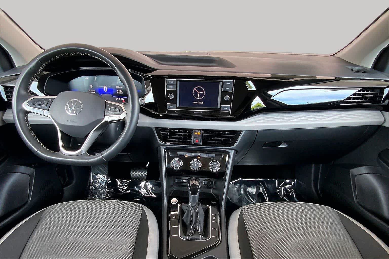 Used 2024 Volkswagen Taos S FWD image 17