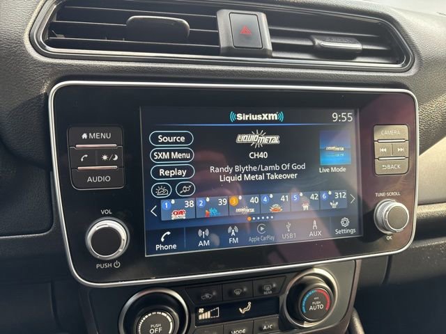 Used 2025 Nissan Leaf S image 31