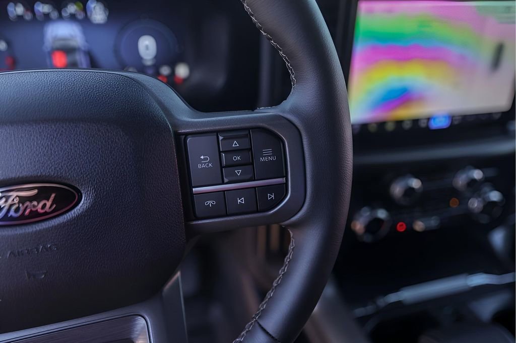 Used 2025 Ford F150 Lariat w/ Equipment Group 502A High image 16