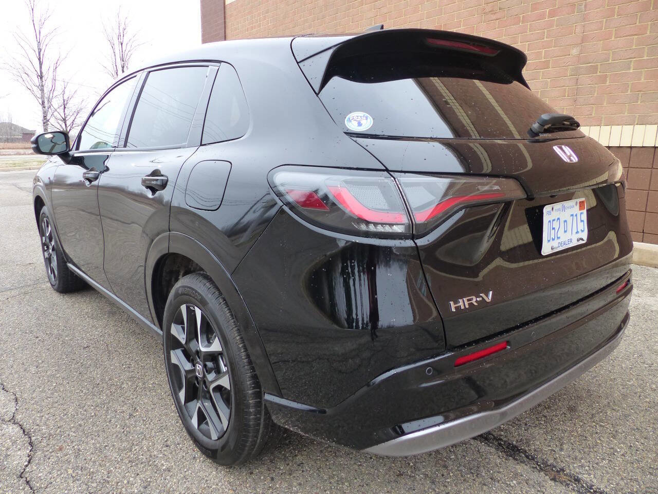 Used 2026 Honda HR-V EX-L image 8
