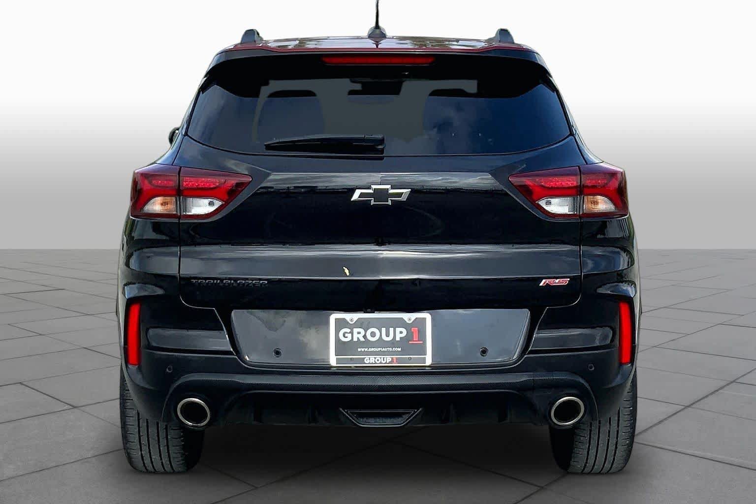 Used 2022 Chevrolet TrailBlazer RS w/ Sun and Liftgate Package FWD image 5