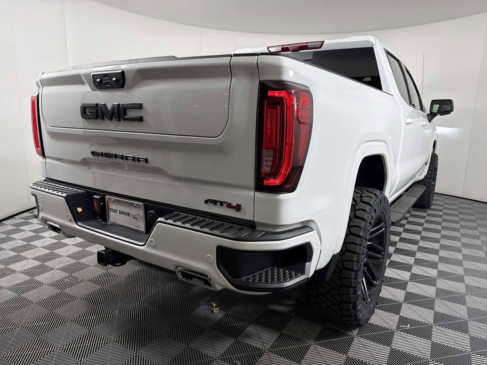 New 2026 GMC Sierra 1500 AT4 w/ AT4 Premium Package image 12
